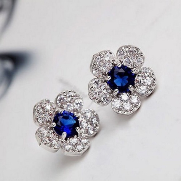 Blue Crystal Flower Stud Earrings - Picture 2 of 3